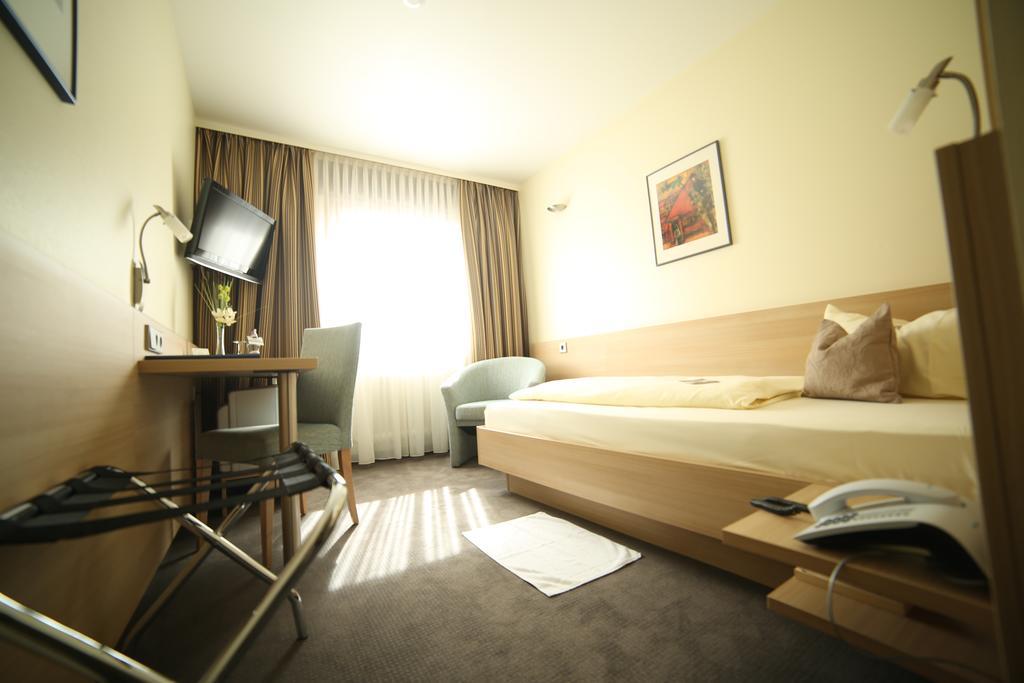 City Partner Hotel Berliner Hof Karlsruhe Eksteriør billede